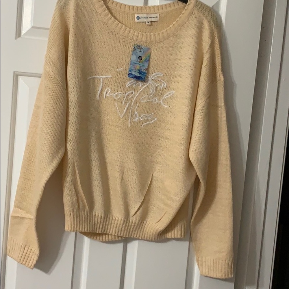Goldfish Kiss sweater
